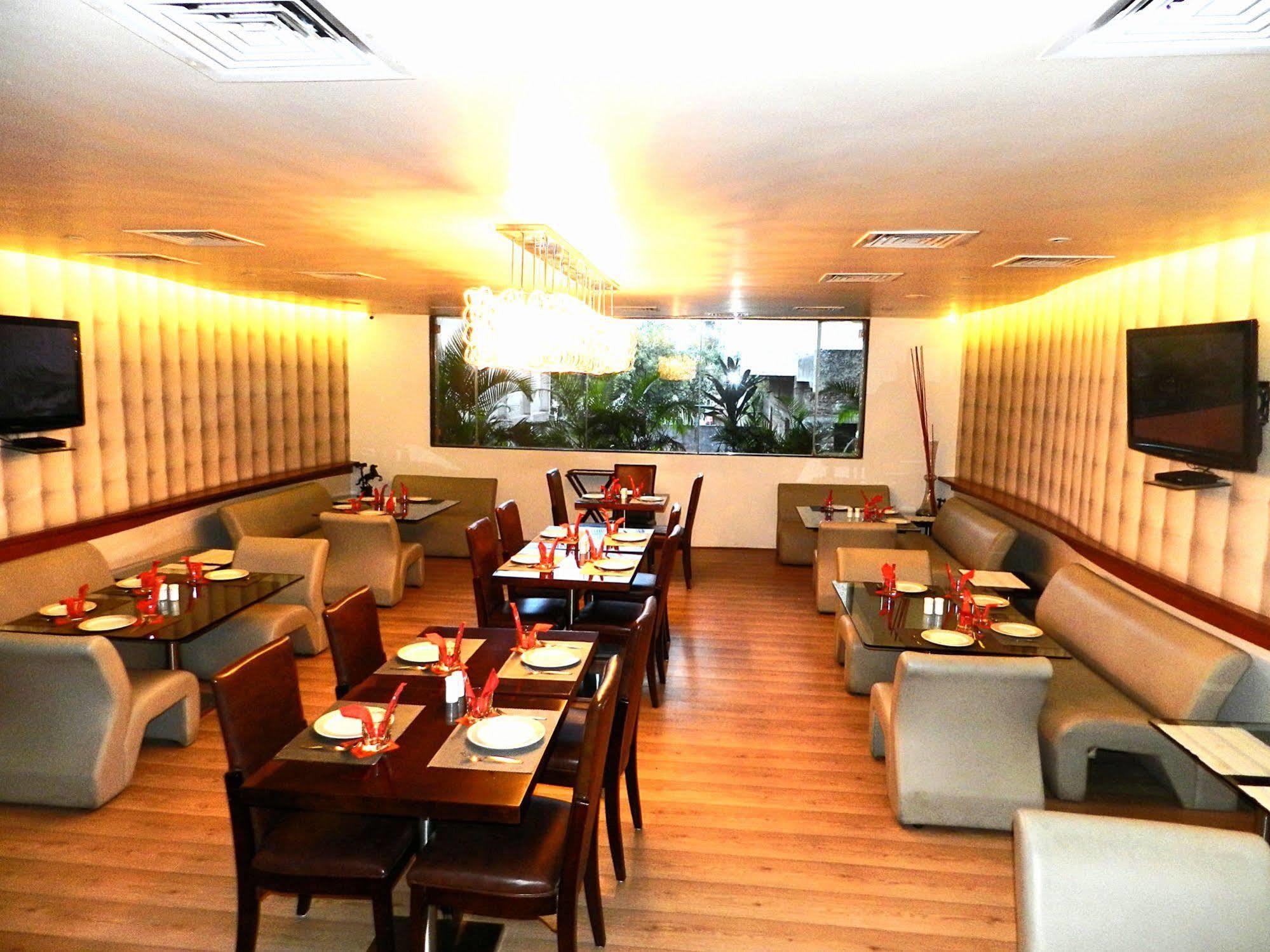 Amarpreet, Chhatrapati Sambhajinagar - Am Hotel Kollection Aurangabad  Restaurang bild